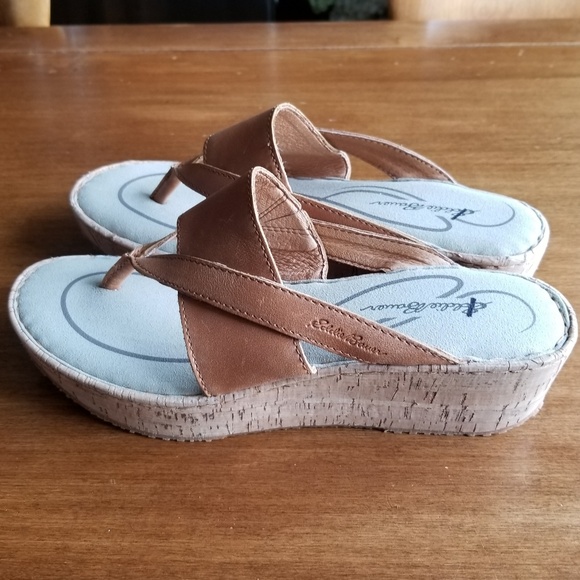 Eddie Bauer Kara cork wedge thong sandal - Picture 3 of 7